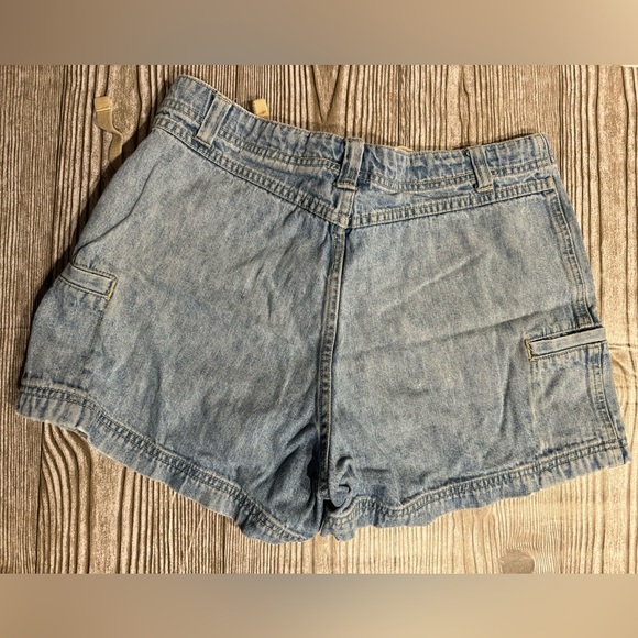 Arizona Jean shorts. Size 14 1/2. - Picture 3 of 3